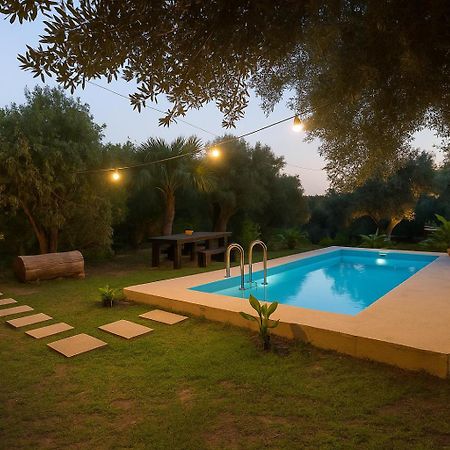 Ferienwohnung Sofiana'S Garden Retreat With Private Pool Dhrapaniás Exterior foto