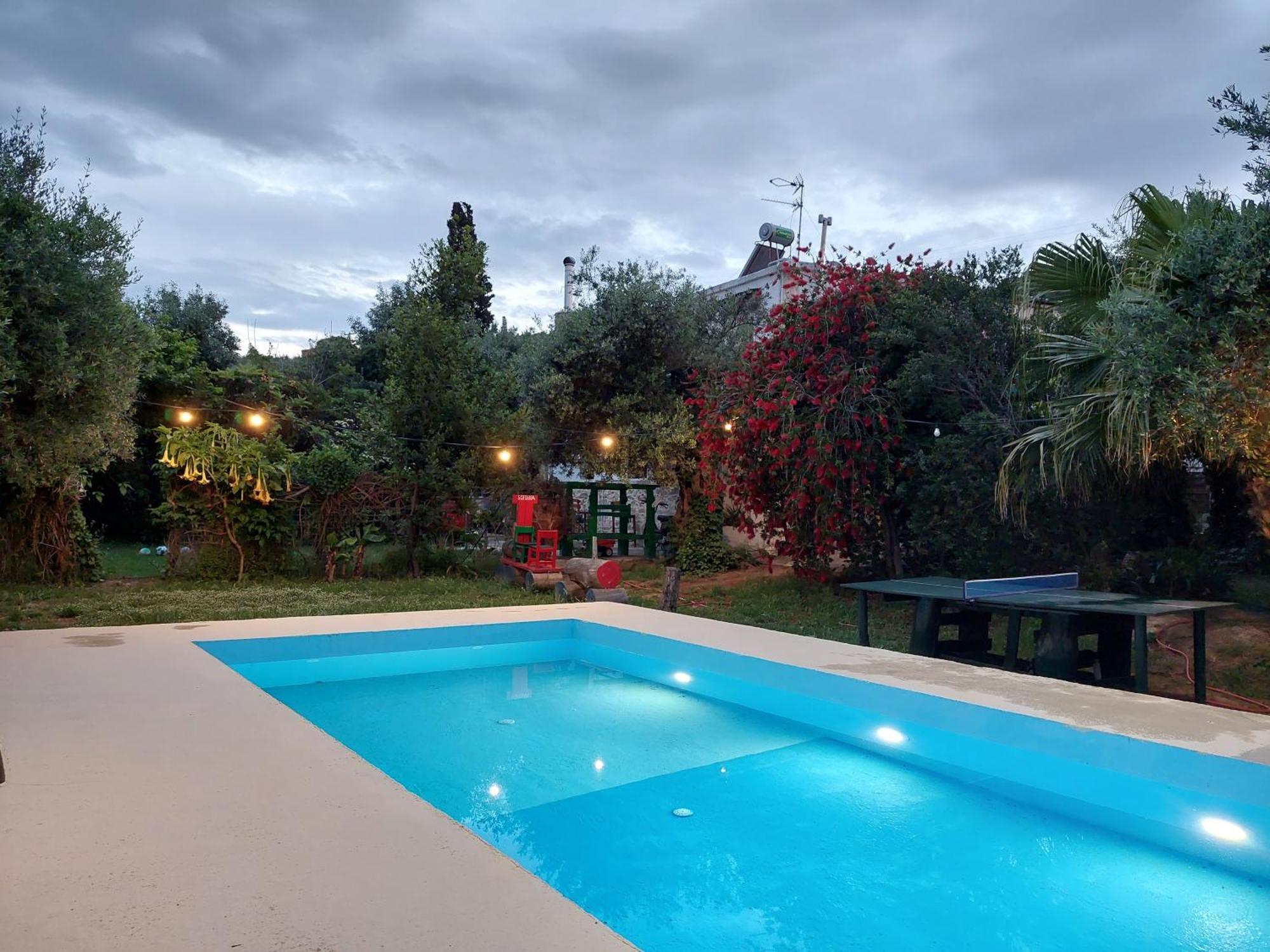Ferienwohnung Sofiana'S Garden Retreat With Private Pool Dhrapaniás Zimmer foto