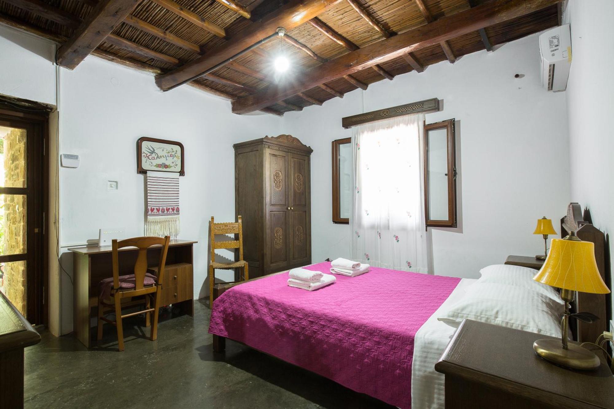 Ferienwohnung Sofiana'S Garden Retreat With Private Pool Dhrapaniás Exterior foto