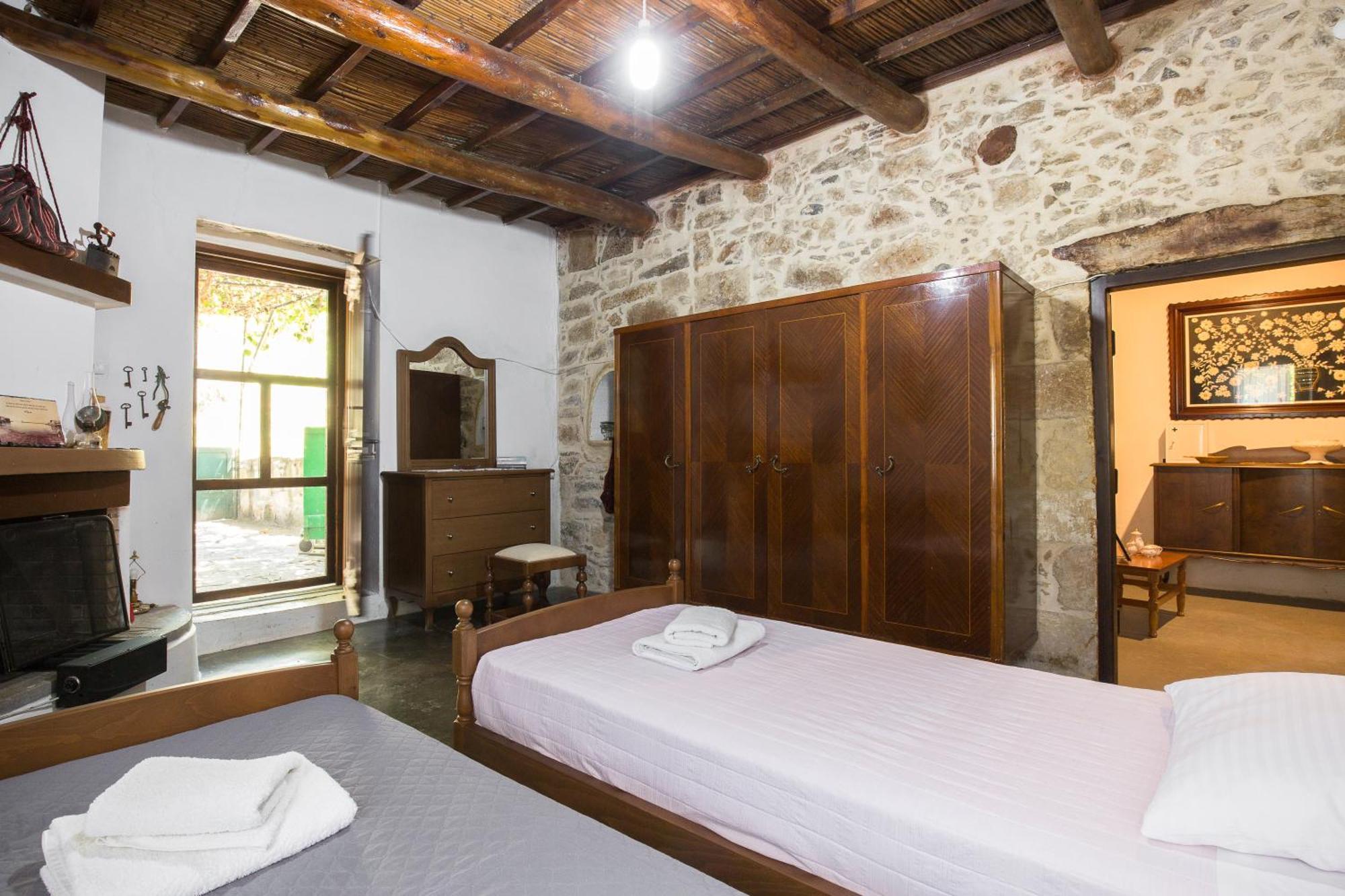 Ferienwohnung Sofiana'S Garden Retreat With Private Pool Dhrapaniás Exterior foto